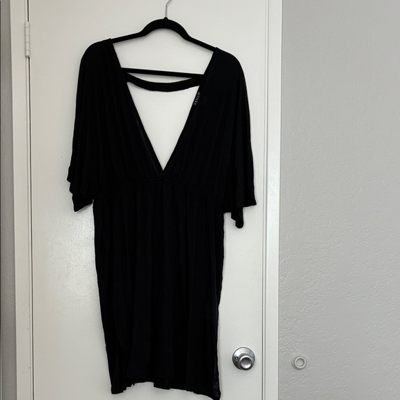 VENUS Other - VENUS Black cover-up/beach dress 1X